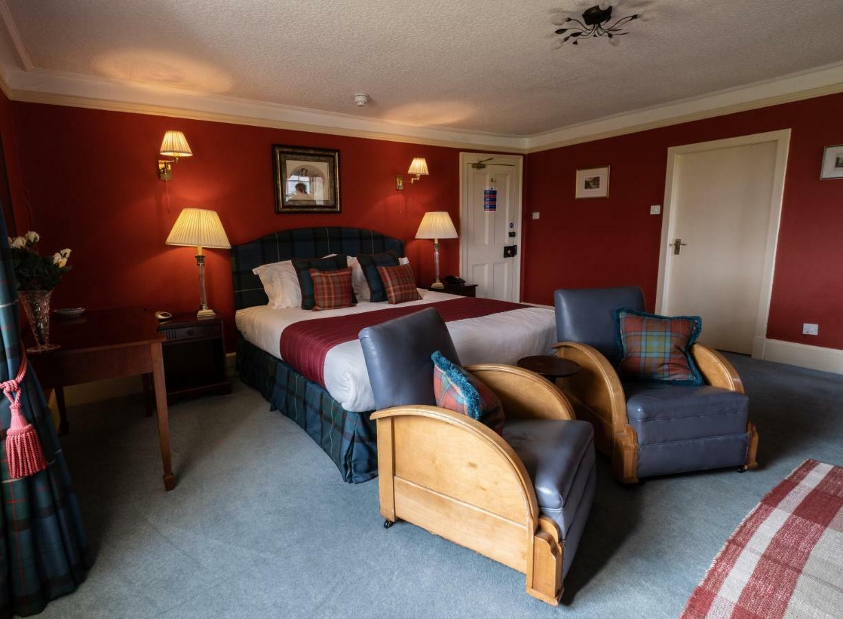 Altnaharra Hotel Лейрг Екстериор снимка